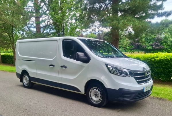 Renault Trafic 2022 DOE 6/27 390782296