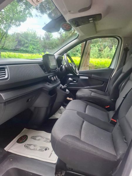 Renault Trafic 2022 DOE 6/27 390782303