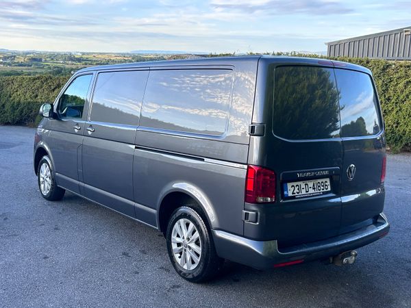 2023 Volkswagen Transporter Auto DSG…. 390840389