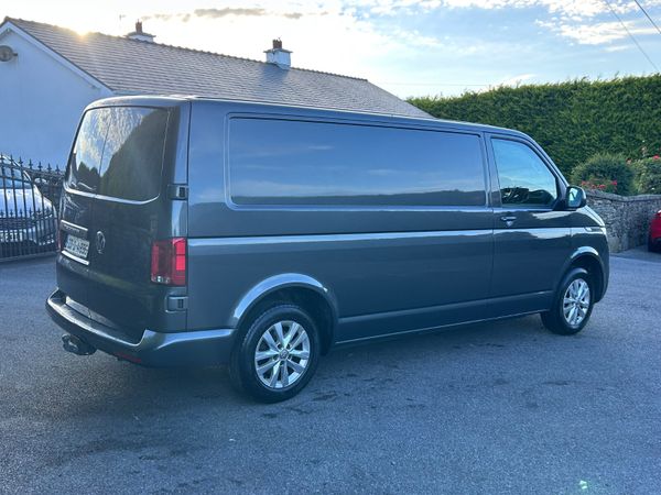 2023 Volkswagen Transporter Auto DSG…. 390840390