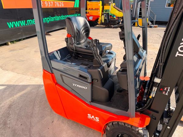 2023...TOYOTA ... 1 TON...electric forklift ....71 390852730