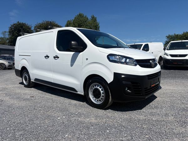 Vauxhall Vivaro 390860954
