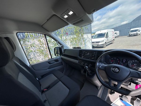 23 Volkswagen Crafter ‘MWB - 95kms 390883533