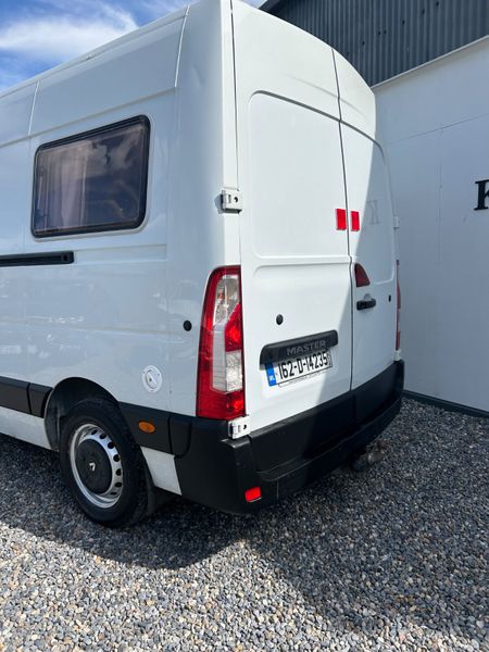 Renault Master Campervan 390828649