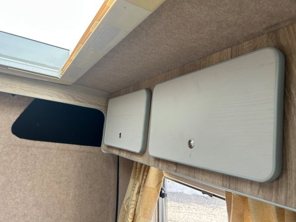 Renault Master Campervan 390828663