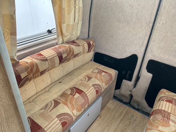 Renault Master Campervan 390828675