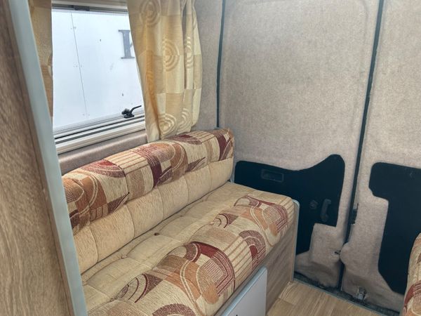 Renault Master Campervan 390828676
