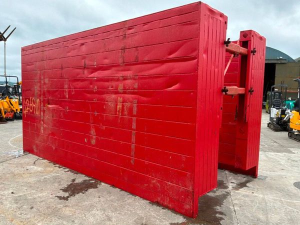 5.0mts Conquip manhole trench box assembly.......4 390950660