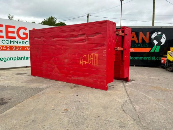 5.0mts Conquip manhole trench box assembly.......4 390950667