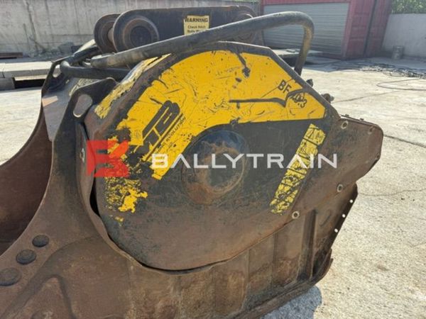 MB BF90.3 Crushing Bucket (20-30Ton) 390961364