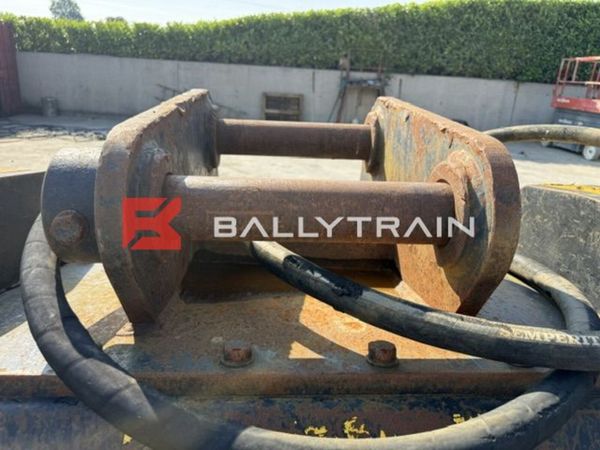 MB BF90.3 Crushing Bucket (20-30Ton) 390961624