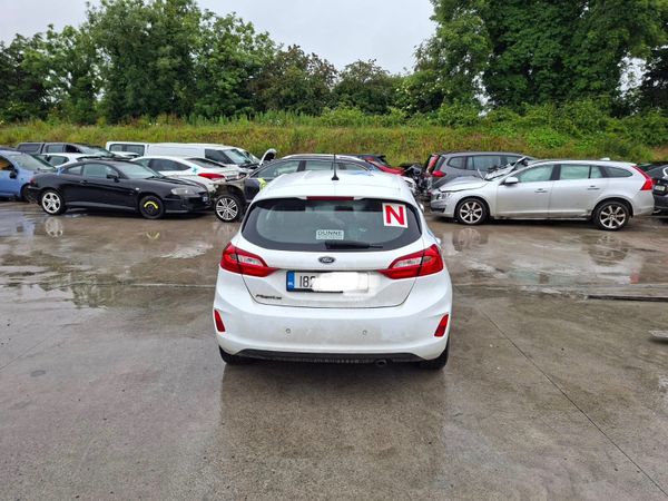2018 Ford Fiesta *For Parts 390967642