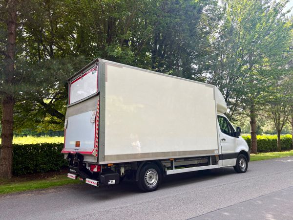 2021 Mercedes Benz Sprinter BOX BODY 390971970