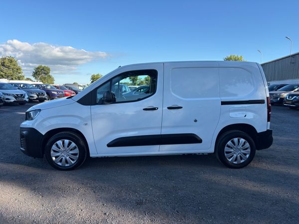 Peugeot Partner 390917313