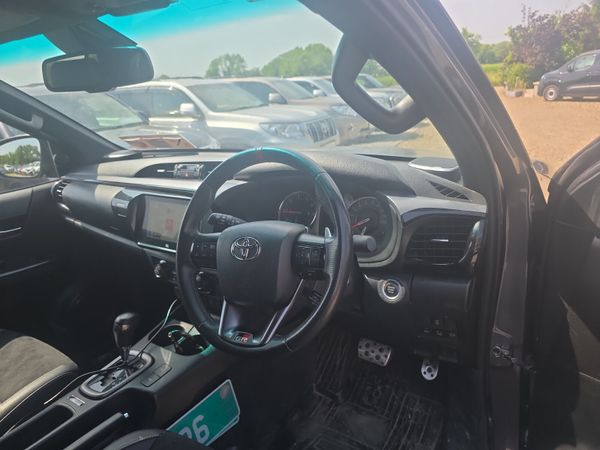Toyota Hilux GR Sport 2 391058563