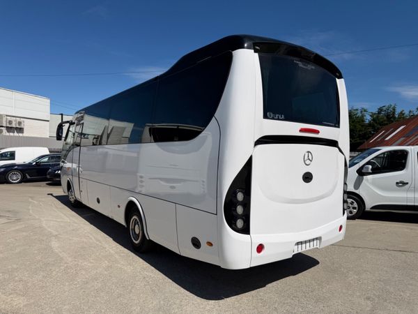 2018 Mercedes unvi voyager gt automatic 391007489