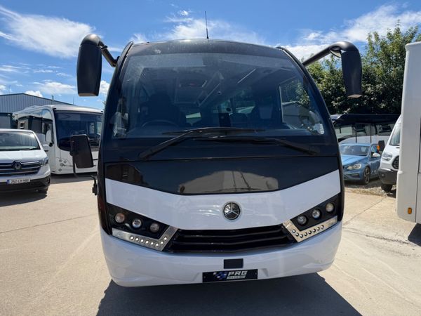 2018 Mercedes unvi voyager gt automatic 391007496