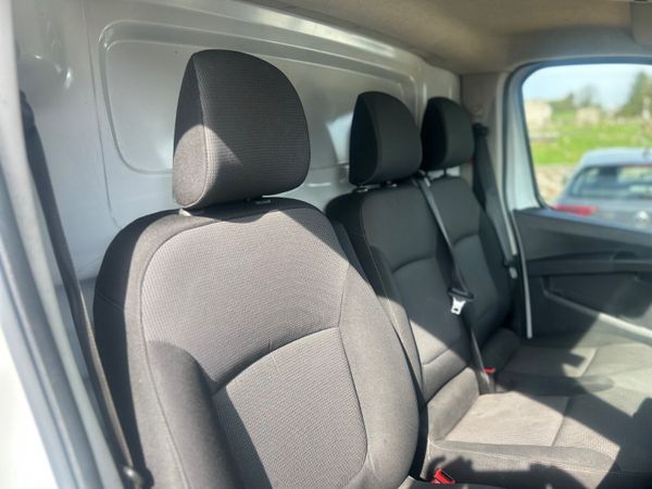 Renault Trafic Business **price +vat ** 391025581