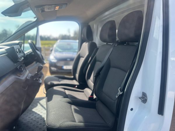 Renault Trafic Business **price +vat ** 391025596
