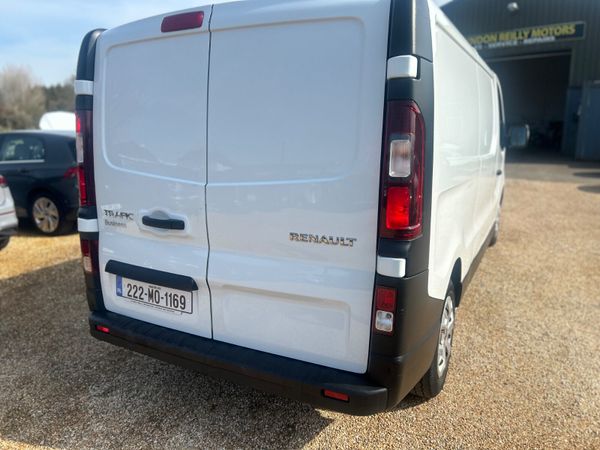 Renault Trafic Business **price +vat ** 391025536
