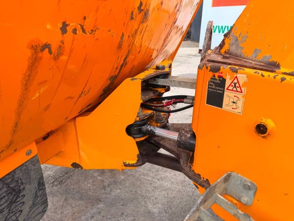 2018 THWAITES 3 TON DUMPER ...1,376 hours....822 391193924