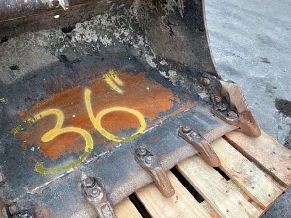 36"..24"..18"..12"  Geith buckets....45mm pins.... 391121175