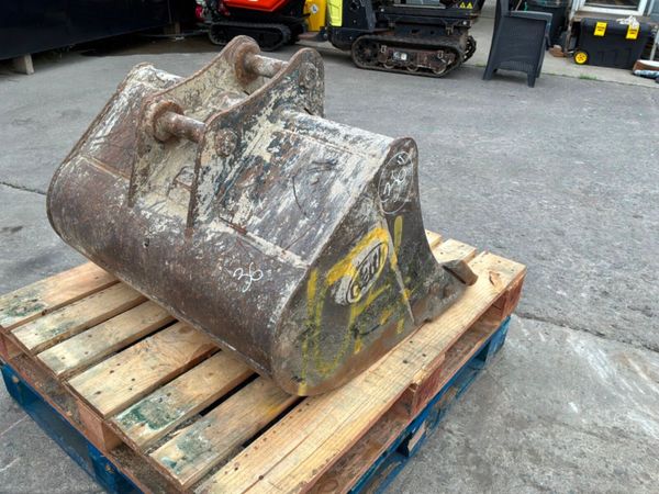 36"..24"..18"..12"  Geith buckets....45mm pins.... 391121186