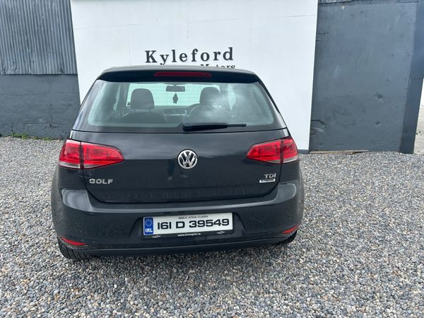 Volkswagen Golf/van 2016 391242061