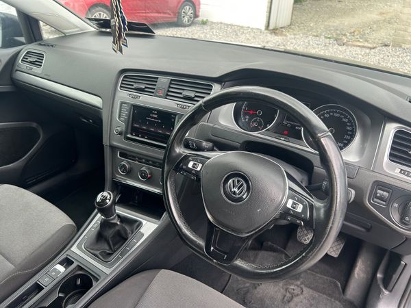Volkswagen Golf/van 2016 391242089