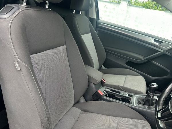 Volkswagen Golf/van 2016 391242090