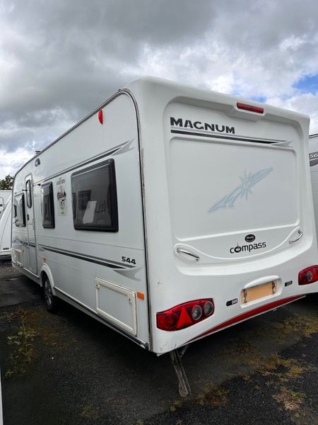 ✨COMPASS MAGNUM 4 BERTH FIXED BED✨ 391242101