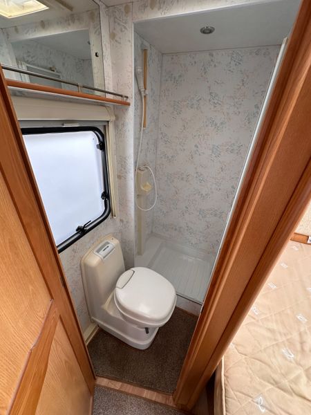 ✨COMPASS MAGNUM 4 BERTH FIXED BED✨ 391242111