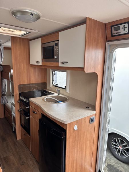 ✨STUNNING SWIFT SPRITE MAJOR 6 BERTH✨ 391244490