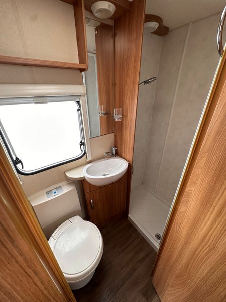 ✨STUNNING SWIFT SPRITE MAJOR 6 BERTH✨ 391244602