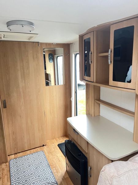 ✨STUNNING LUNAR QUASAR 462 2 BERTH✨ 391245810
