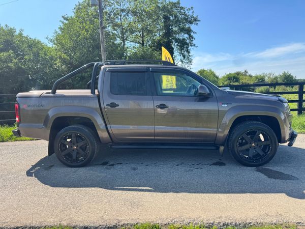 171 Volkswagen Amarok Black Ed*****Mint 391257414