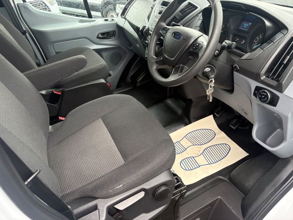 Ford Transit 350 High Roof 391200384