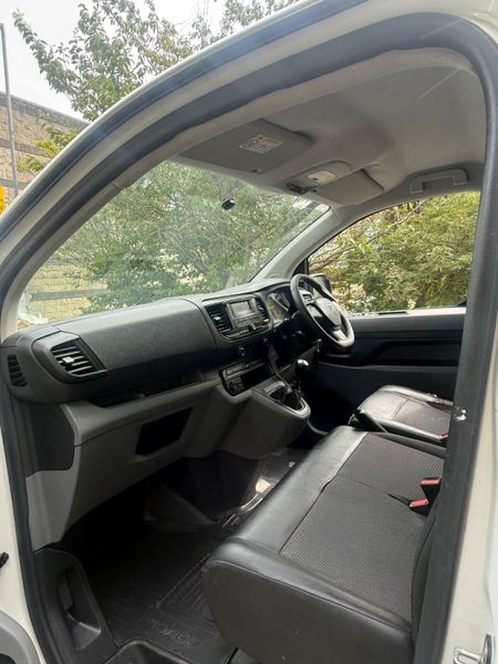 Toyota Proace 2017 3 Seater Low mileage 391202101