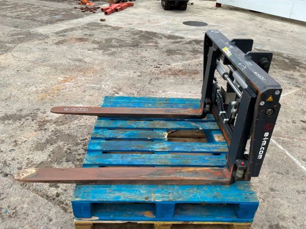 Unused ELM fork positioner fork lift carriage..... 391209062