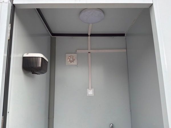 UNUSED DOUBLE TOILET CONTAINER CABIN....817m. 391209108