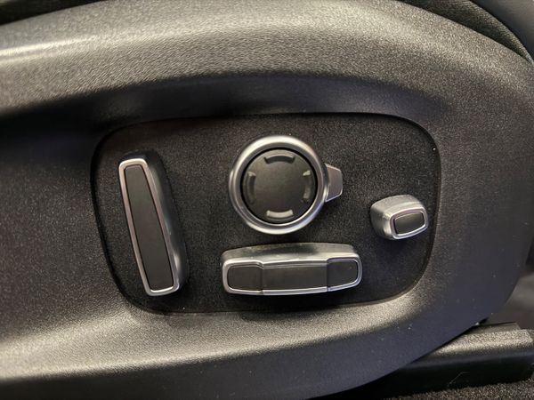 202 Range Rover SVR 5.0 2 Seat 391344966