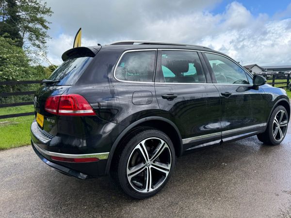 Deposit taken*****2018 Volkswagen Touareg R-Line 391393538