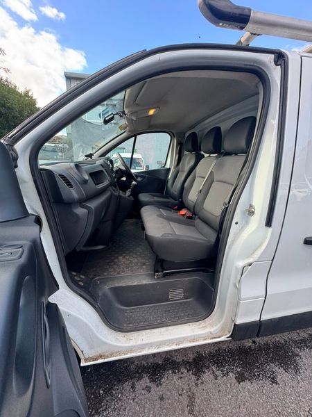 Renault Trafic 2021 391310093