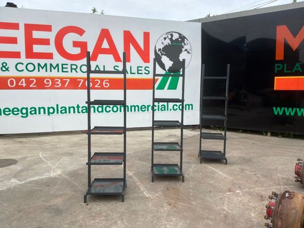 Unused parts shelving / shop display racking....76 391321128