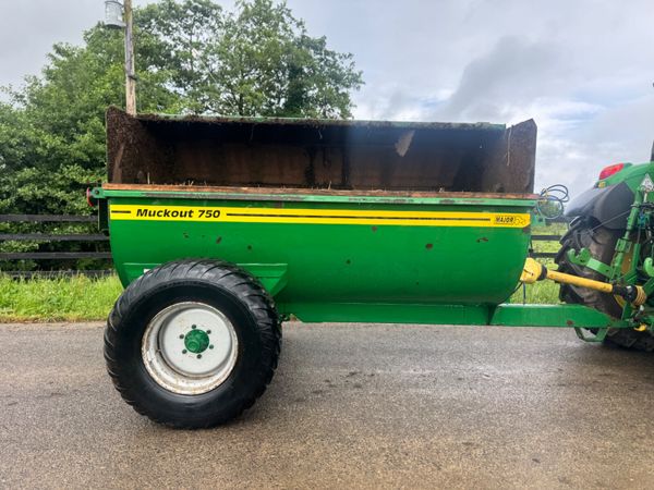 Major 750 Dung spreader Like New****** 391483328
