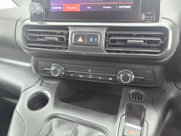 CITROEN BERLINGO // 3 SEATS // AIR CON 391483985
