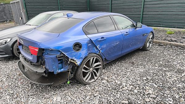 2017 JAGUAR XE 2.0 DIESEL FOR BREAKING! 391413647