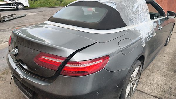 2019 Mercedes E220 Coupe Convertible 2.0 D 391439769