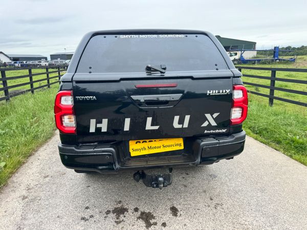 2021 Toyota Hilux Invincible Auto Beauty***** 391584264