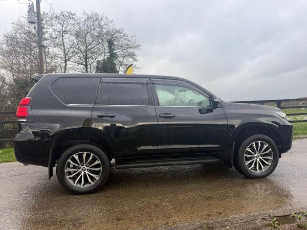 2021 Toyota Landcruiser PRADO Like New****** 391585186